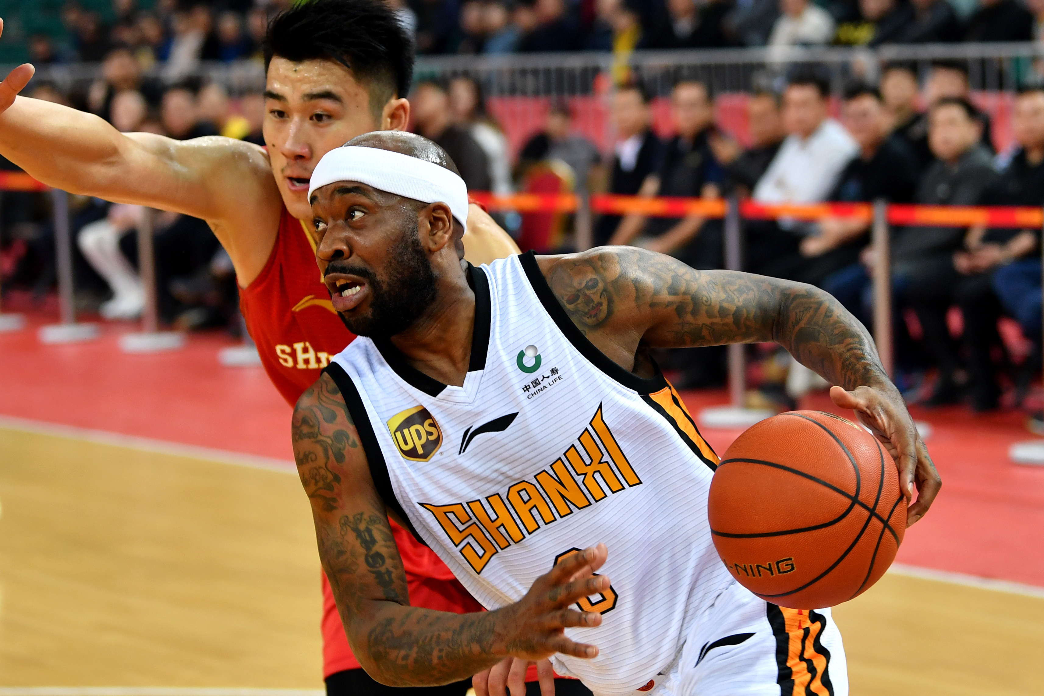 爱游戏体育-Ning在美国队比赛中表现优异，反败为胜引发热议！的简单介绍