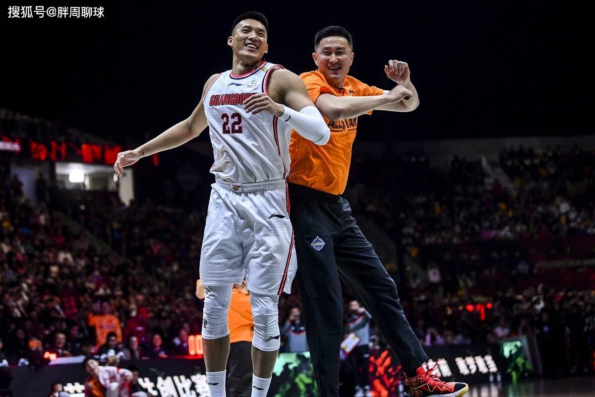 AYX-风云突变上海申花国际比赛日官宣签约，CBA季后赛版图或变，气氛紧张，临场指挥获称赞(2024cba季后赛什么时候开打)